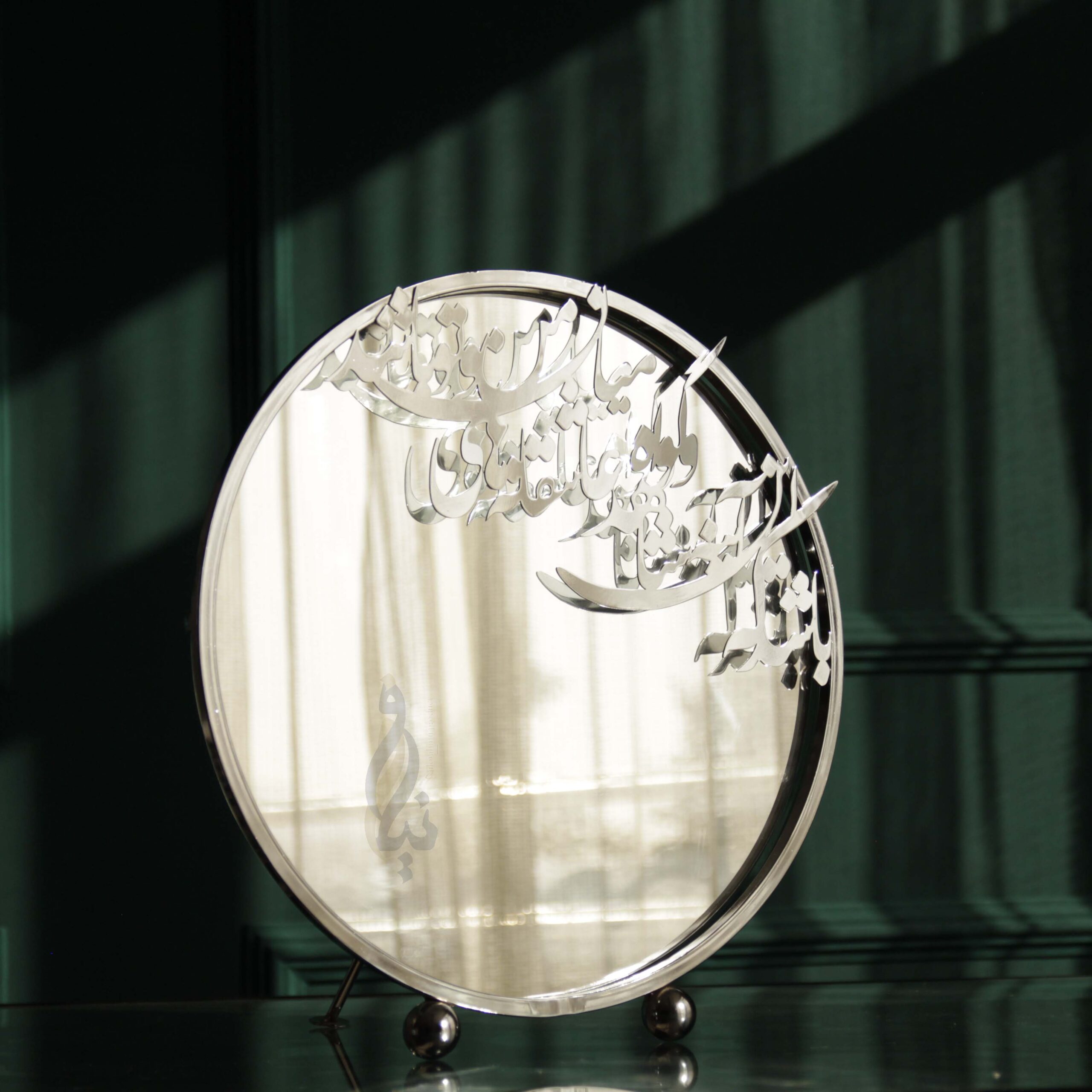 آینه رومیزی عروس مدل باشد که این آینه